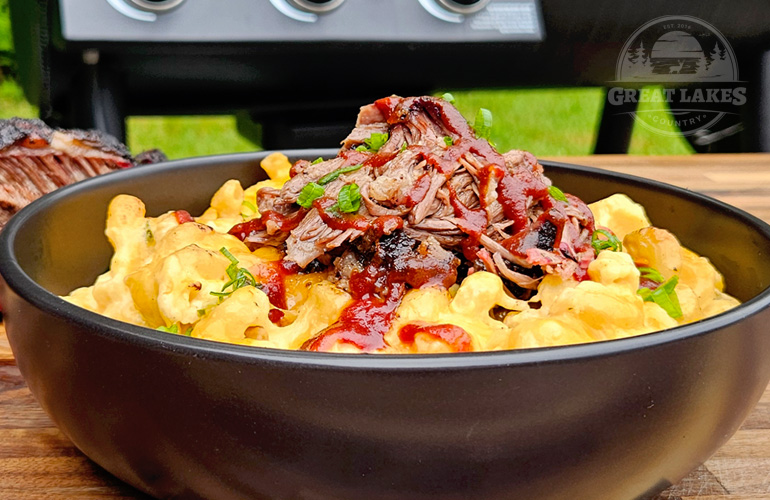 Smoked Short Ribs Mac & Cheese