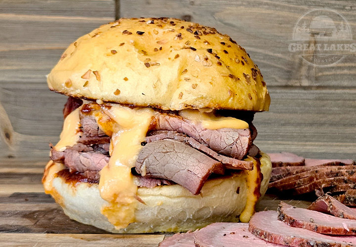 Smoked Roast Beef & Cheddar Cheese Sauce