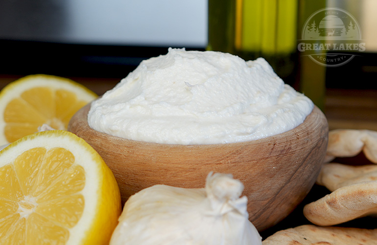 Toum Recipe – Lebanese Garlic Sauce