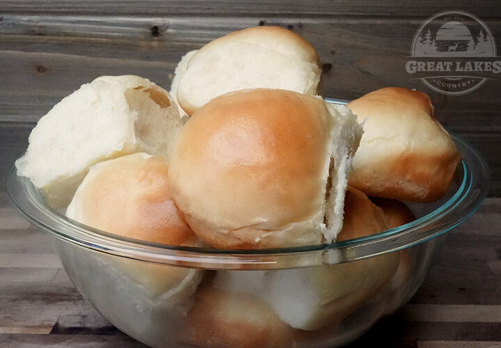 Super Soft and Fluffy Dinner Rolls Recipe